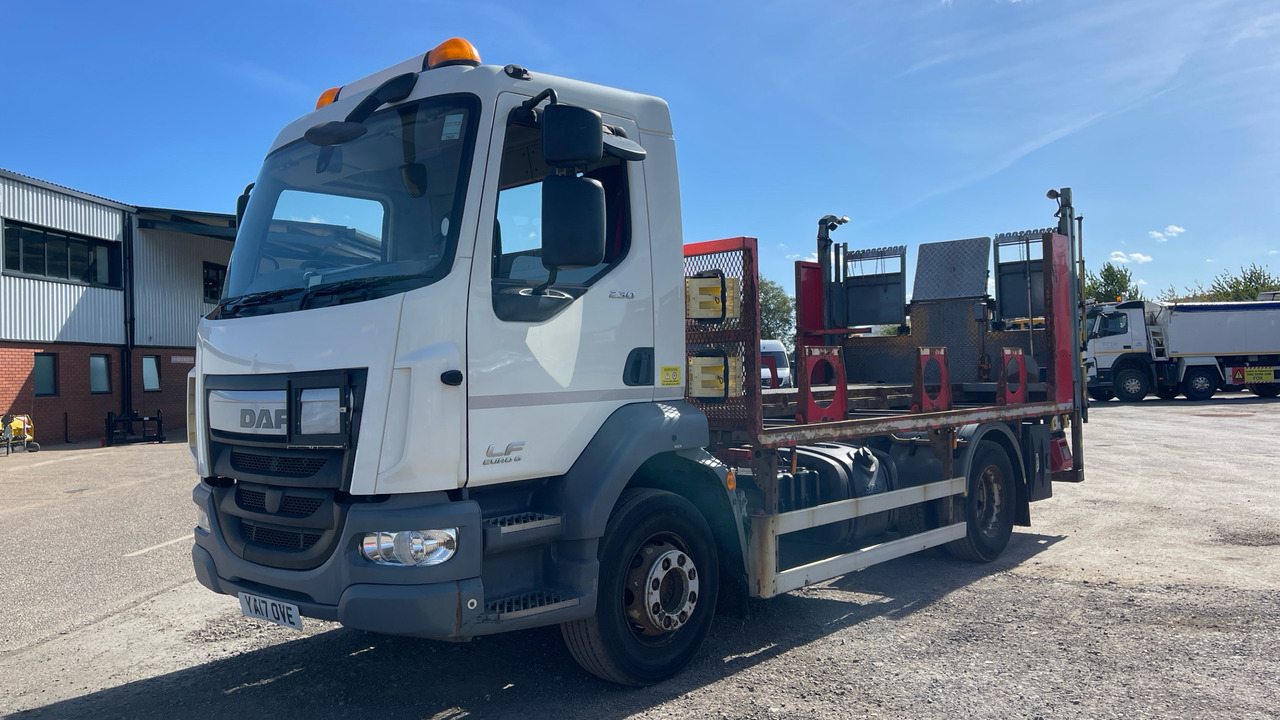 DAF LF 230 - Dropside/ Flatbed truck: picture 2 DAF LF 230 - Dropside/ Flatbed truck: picture 2
