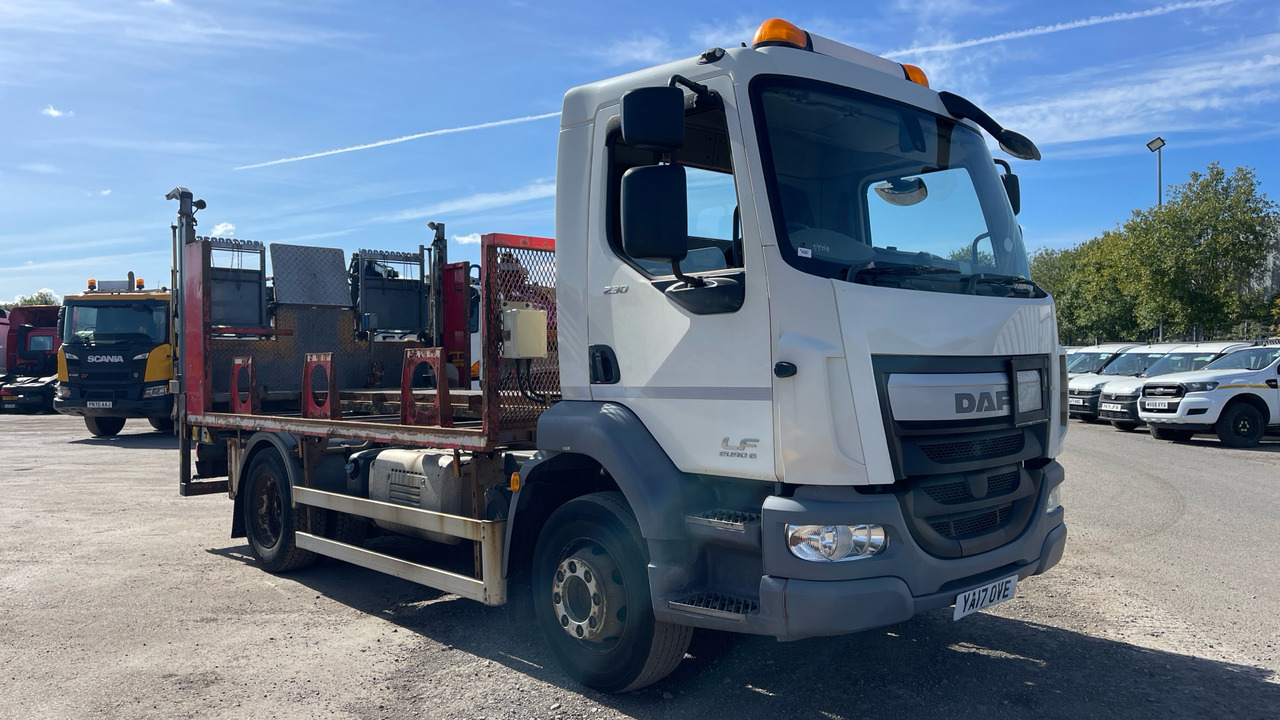 DAF LF 230 - Dropside/ Flatbed truck: picture 1 DAF LF 230 - Dropside/ Flatbed truck: picture 1