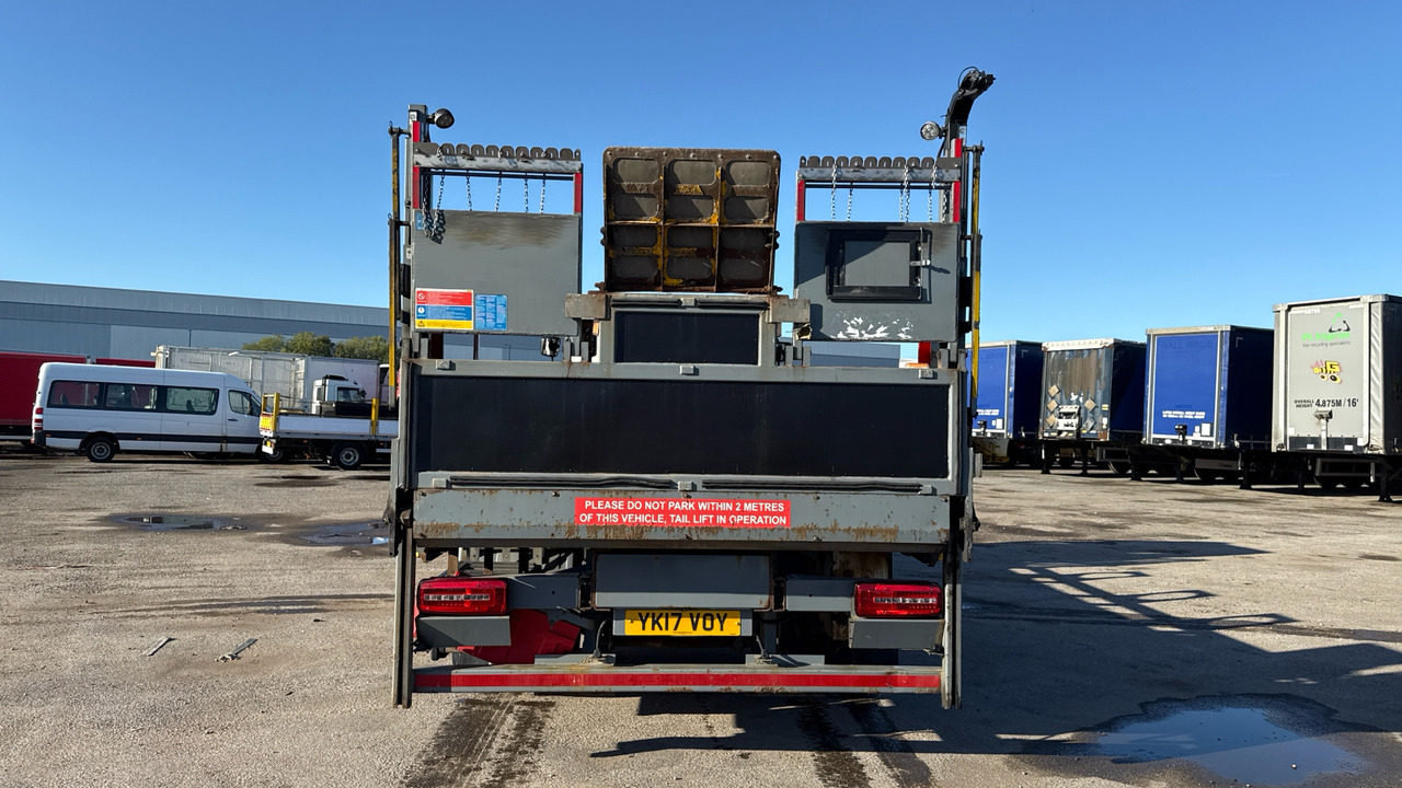 Dropside/ Flatbed truck DAF LF 260: picture 10