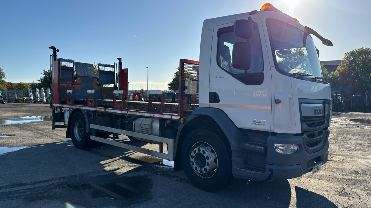 DAF LF 260 - Dropside/ Flatbed truck: picture 1 DAF LF 260 - Dropside/ Flatbed truck: picture 1