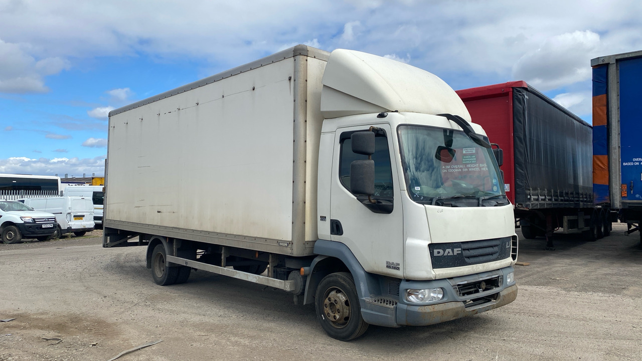 DAF LF 45.160 - Box truck: picture 2 DAF LF 45.160 - Box truck: picture 2