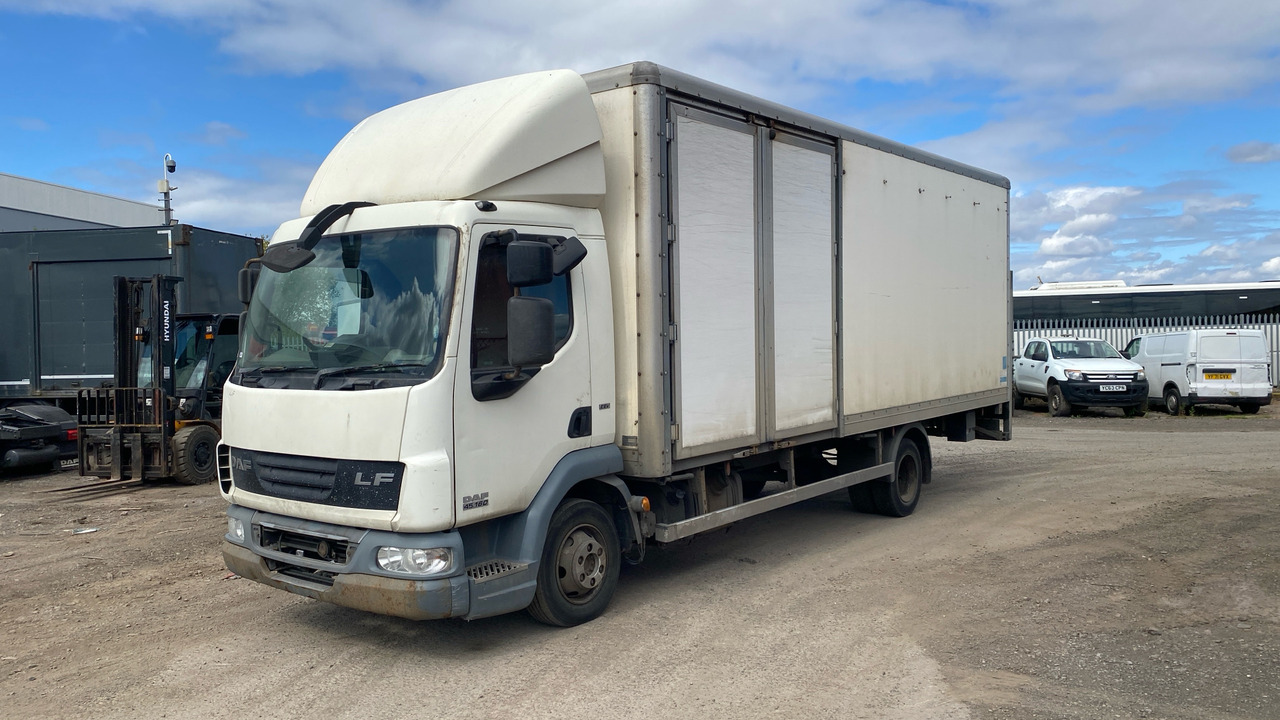 DAF LF 45.160 - Box truck: picture 3 DAF LF 45.160 - Box truck: picture 3