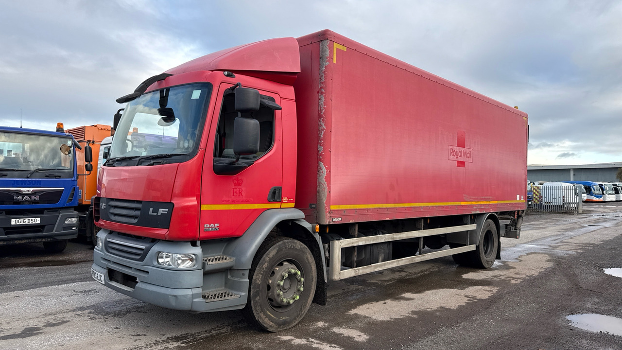 DAF LF 55.220 - Box truck: picture 2 DAF LF 55.220 - Box truck: picture 2