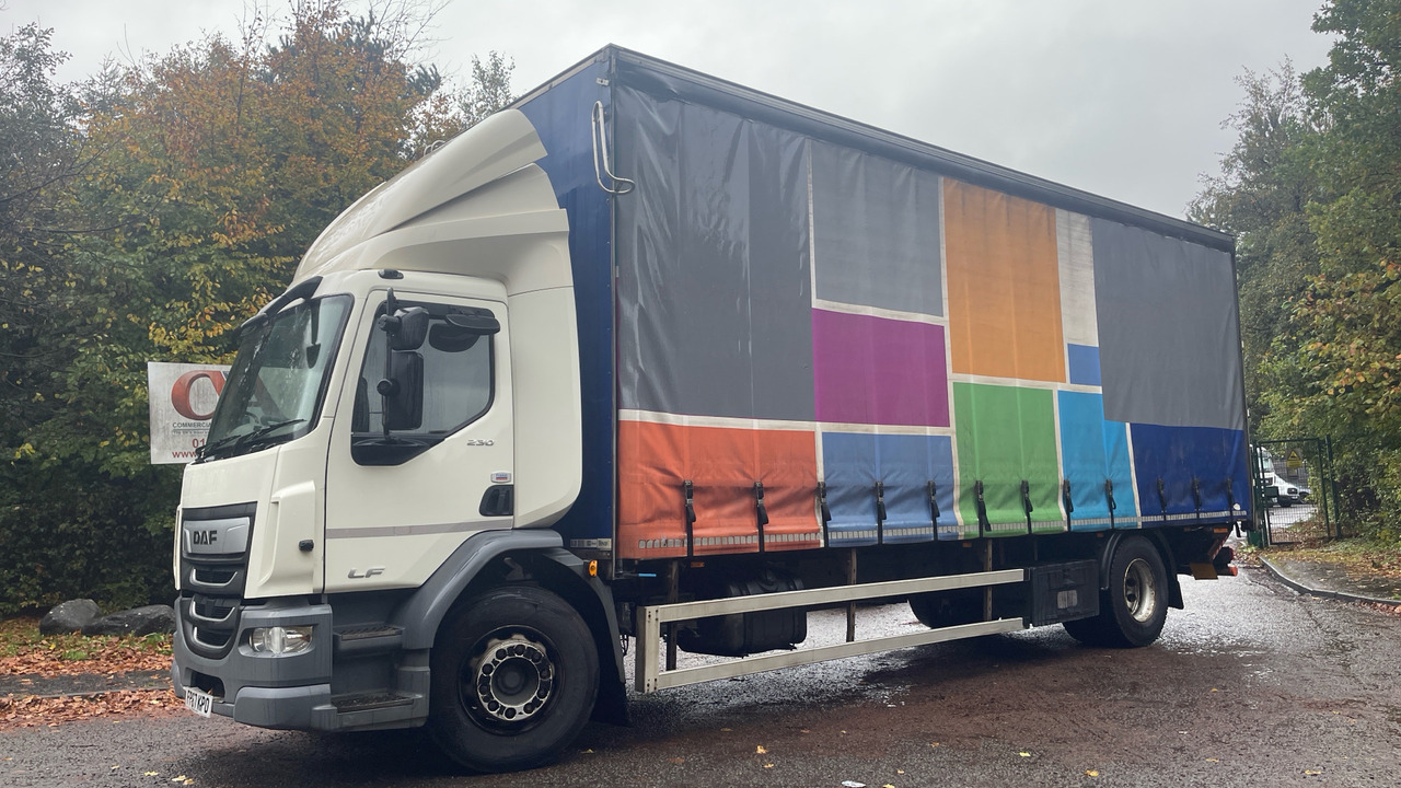 Daf LF 230 - Curtainsider truck: picture 2 Daf LF 230 - Curtainsider truck: picture 2