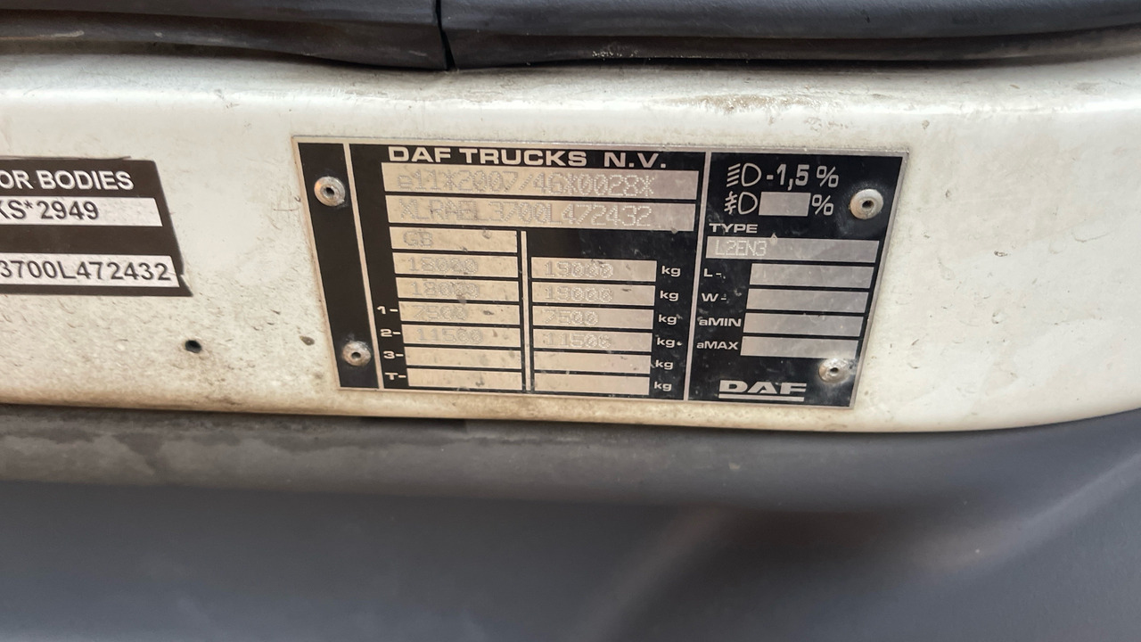 Curtainsider truck Daf LF 230: picture 12 Curtainsider truck Daf LF 230: picture 12