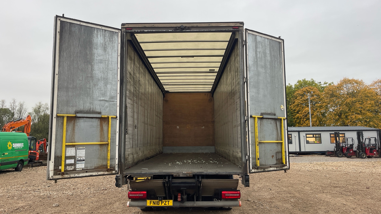 Curtainsider truck Daf LF 230: picture 10 Curtainsider truck Daf LF 230: picture 10