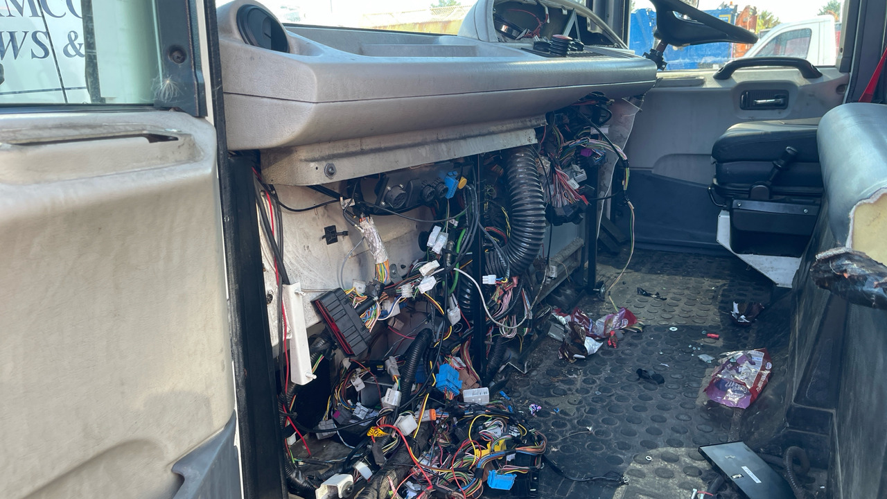 Garbage truck Dennis Elite 2: picture 10