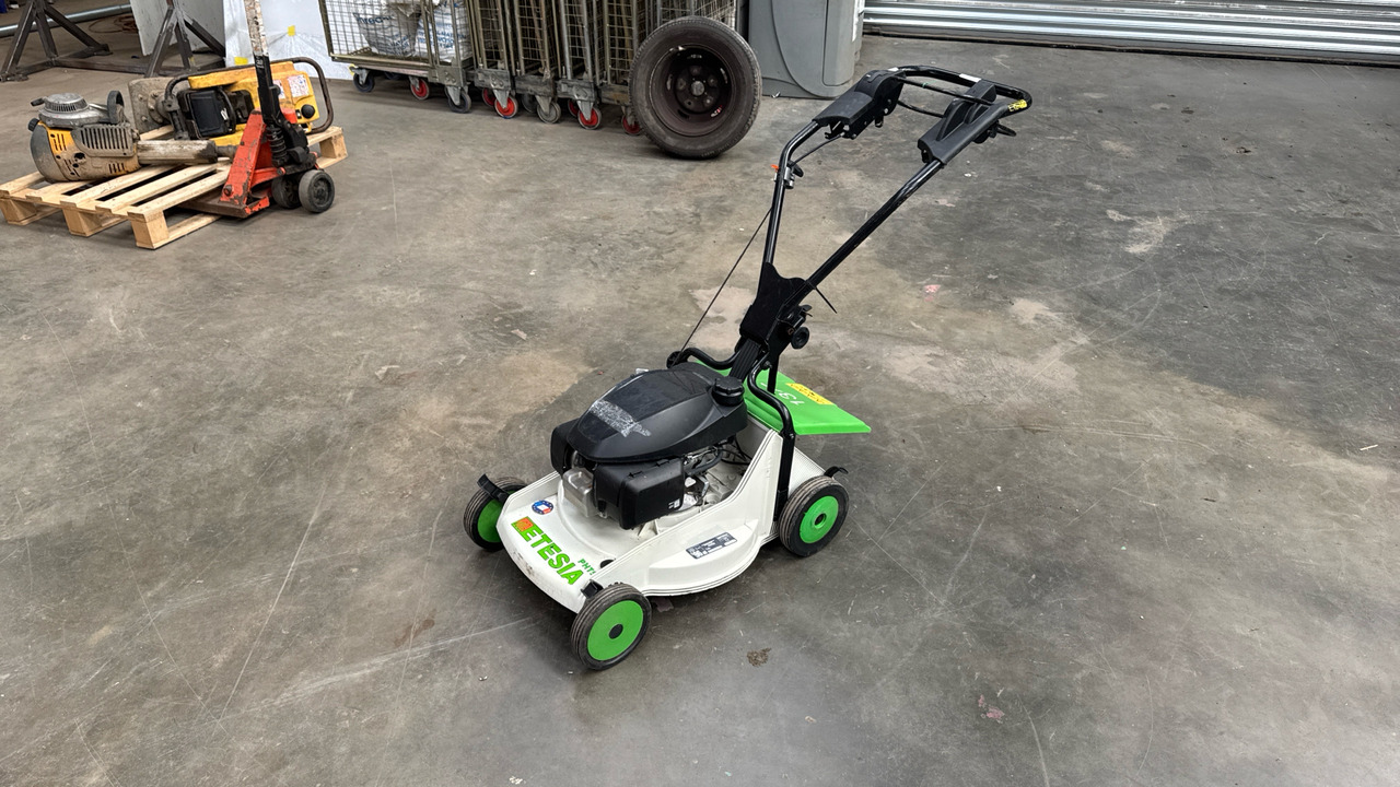ETESIA PRO 46 BS1347 - Construction equipment: picture 2 ETESIA PRO 46 BS1347 - Construction equipment: picture 2