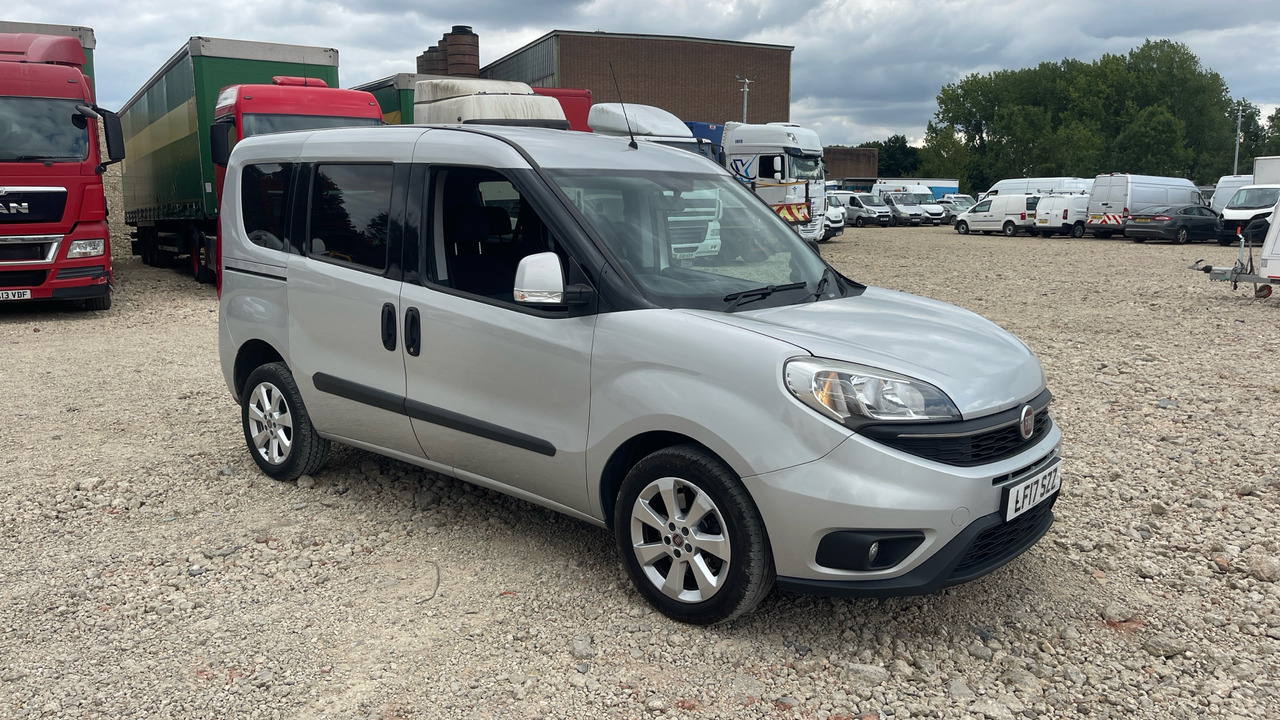 FIAT DOBLO 1.6 MULTIJET - Combi van: picture 1 FIAT DOBLO 1.6 MULTIJET - Combi van: picture 1