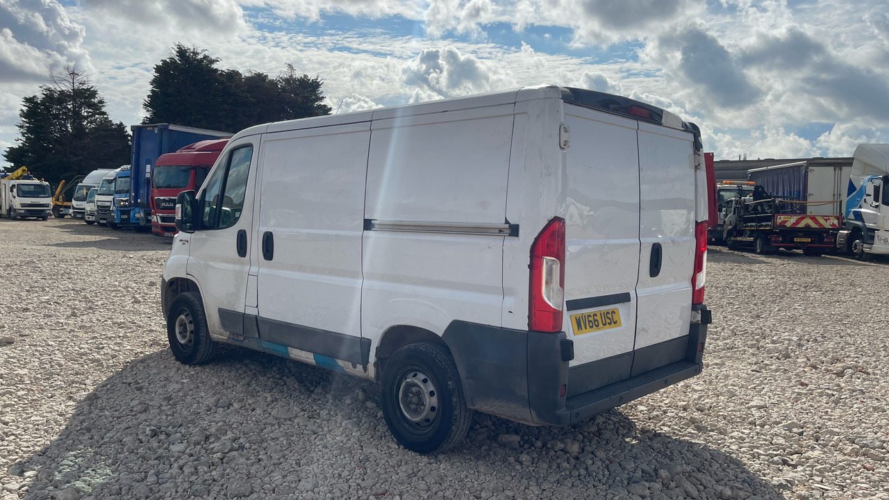 FIAT DUCATO 2.3 MULTIJET 130PS - Small van: picture 3 FIAT DUCATO 2.3 MULTIJET 130PS - Small van: picture 3