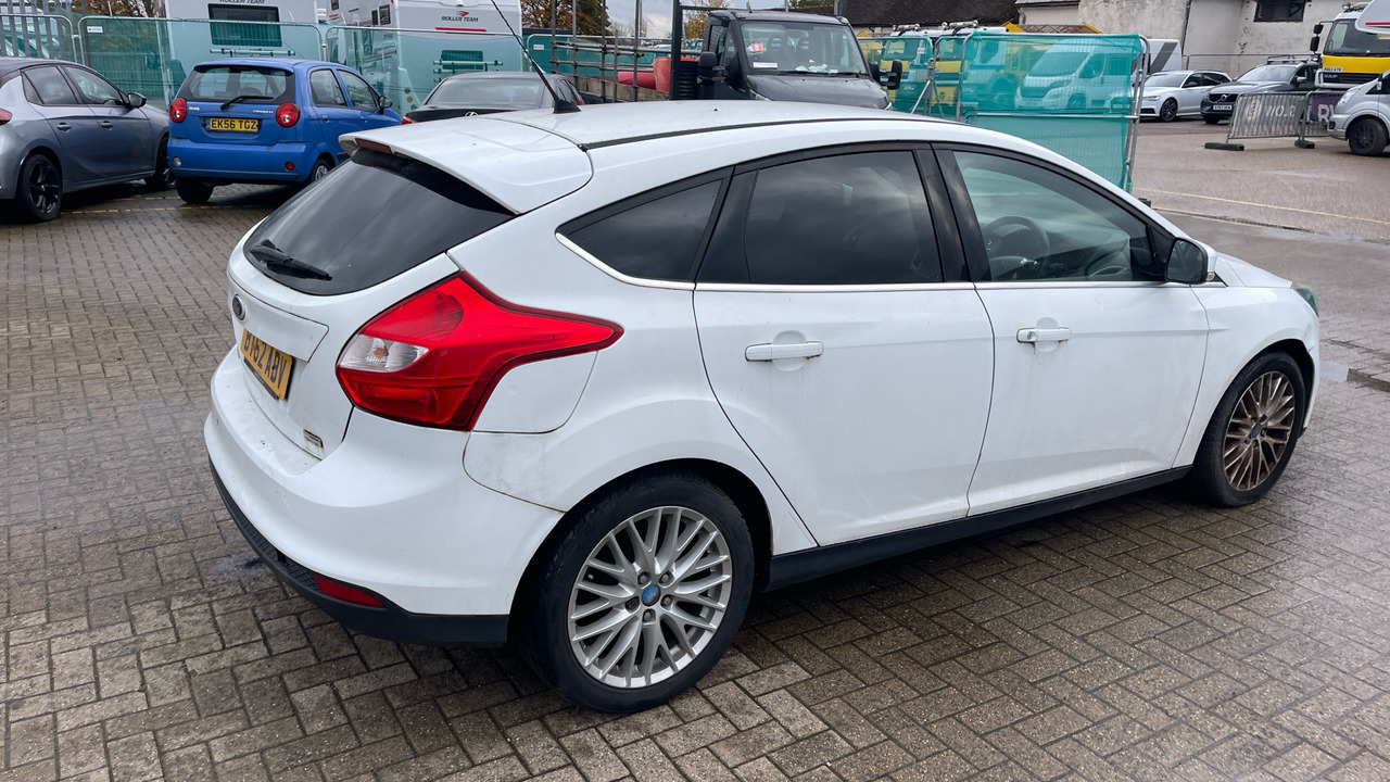 FORD FOCUS 1.0 ECO BOOST - Hatchback: picture 4 FORD FOCUS 1.0 ECO BOOST - Hatchback: picture 4