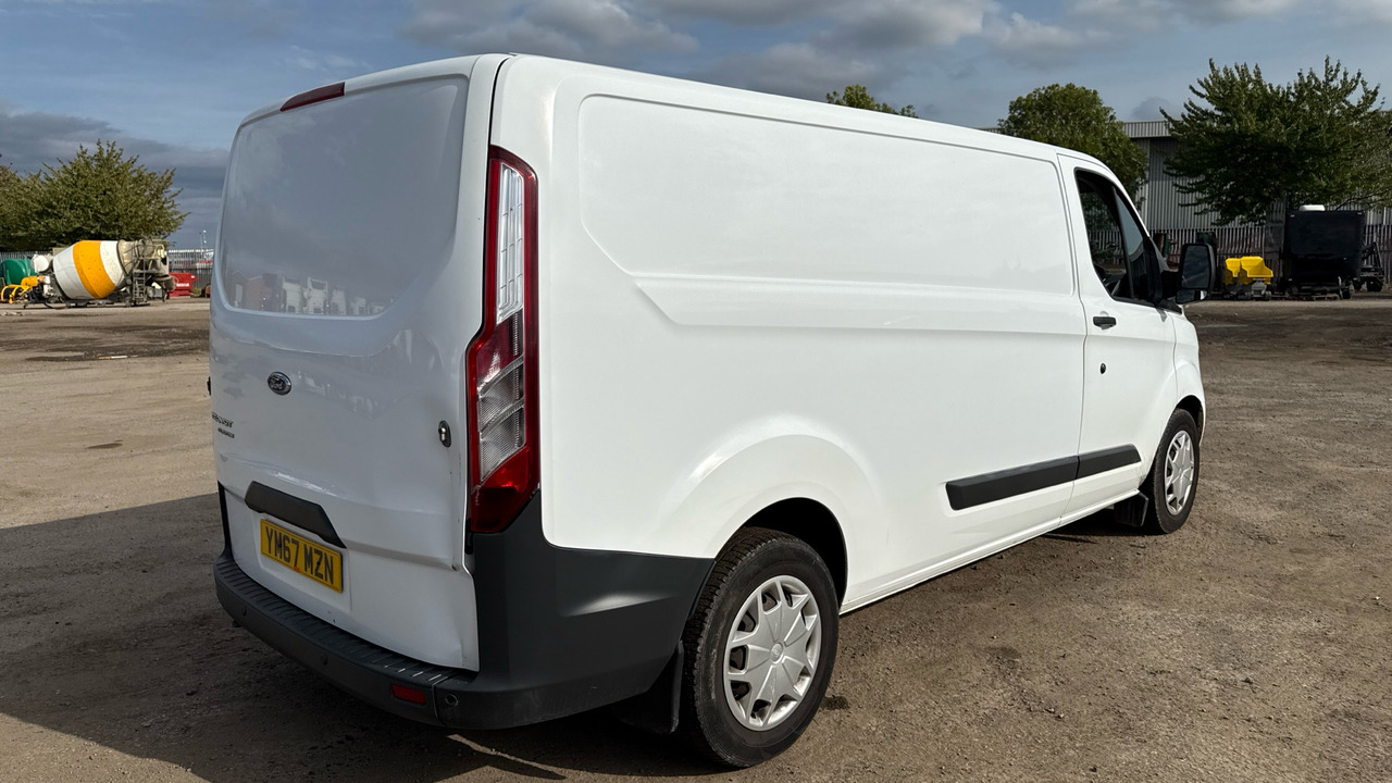 FORD TRANSIT CUSTOM 340 2.0 TDCi 130ps - Small van: picture 4 FORD TRANSIT CUSTOM 340 2.0 TDCi 130ps - Small van: picture 4