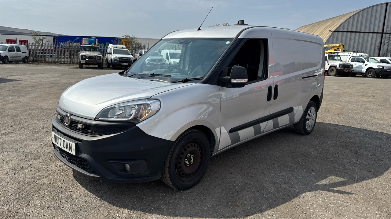 Fiat Doblo 1.6 MULTIJET 16V - Small van: picture 2 Fiat Doblo 1.6 MULTIJET 16V - Small van: picture 2