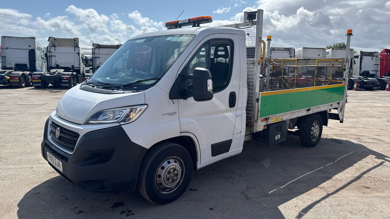 Fiat Ducato 35 2.3 MULTIJET 130PS - Flatbed van: picture 2 Fiat Ducato 35 2.3 MULTIJET 130PS - Flatbed van: picture 2