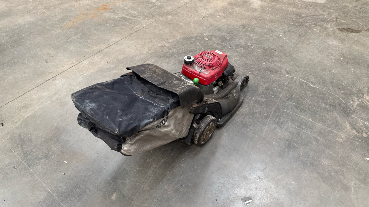 HONDA HRX537 C4HYEA - Garden mower: picture 3 HONDA HRX537 C4HYEA - Garden mower: picture 3