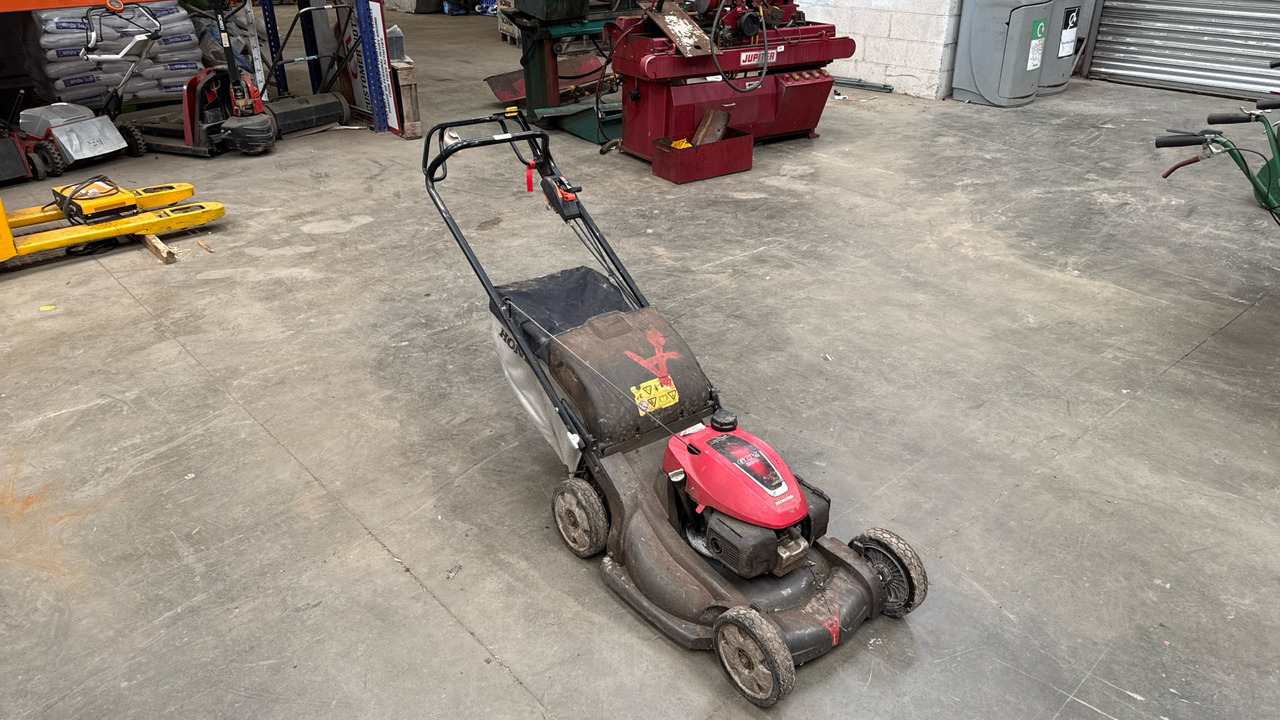 HONDA HRX537 C5HYE - Construction equipment: picture 1 HONDA HRX537 C5HYE - Construction equipment: picture 1