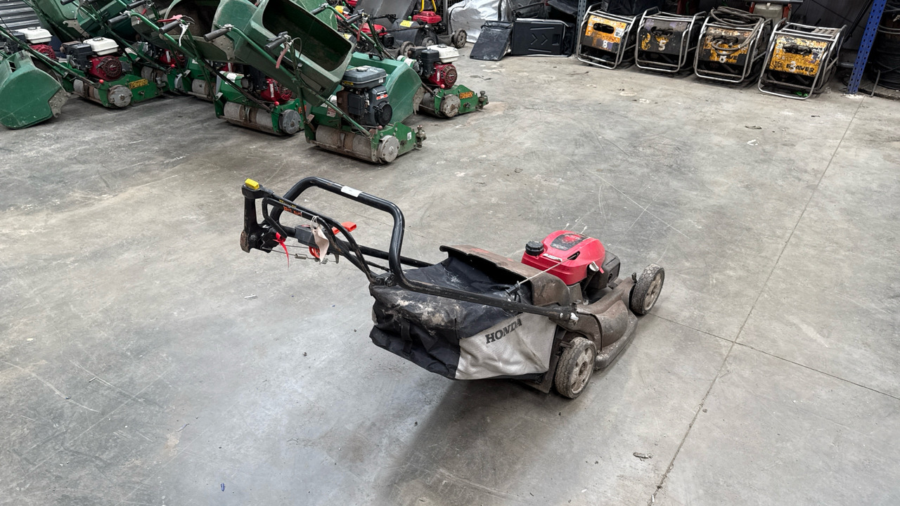 HONDA HRX537 C5HYE - Garden mower: picture 2 HONDA HRX537 C5HYE - Garden mower: picture 2
