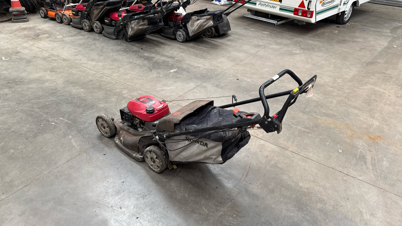 HONDA HRX537 C5HYE - Garden mower: picture 3 HONDA HRX537 C5HYE - Garden mower: picture 3