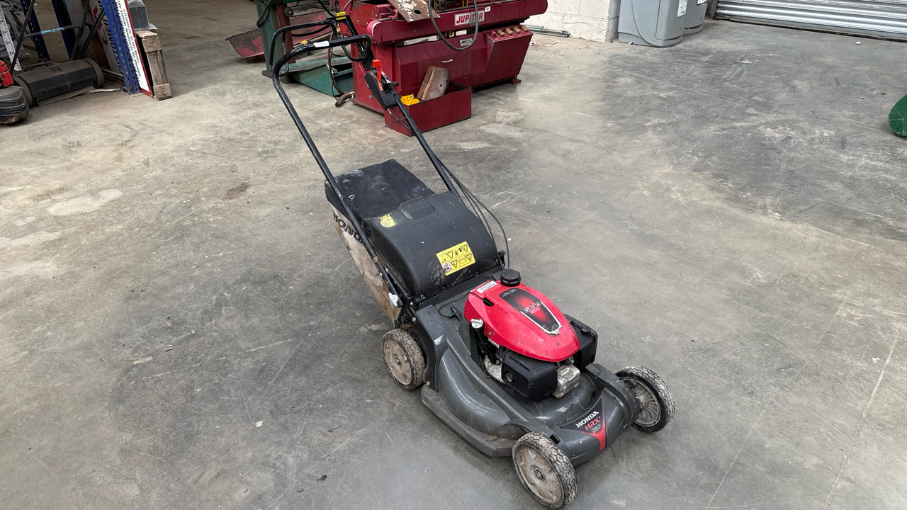 HONDA HRX537 C6HYEA - Garden mower: picture 2 HONDA HRX537 C6HYEA - Garden mower: picture 2