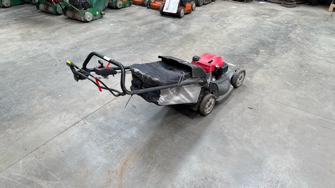 HONDA HRX537 C6HYEA - Garden mower: picture 4 HONDA HRX537 C6HYEA - Garden mower: picture 4