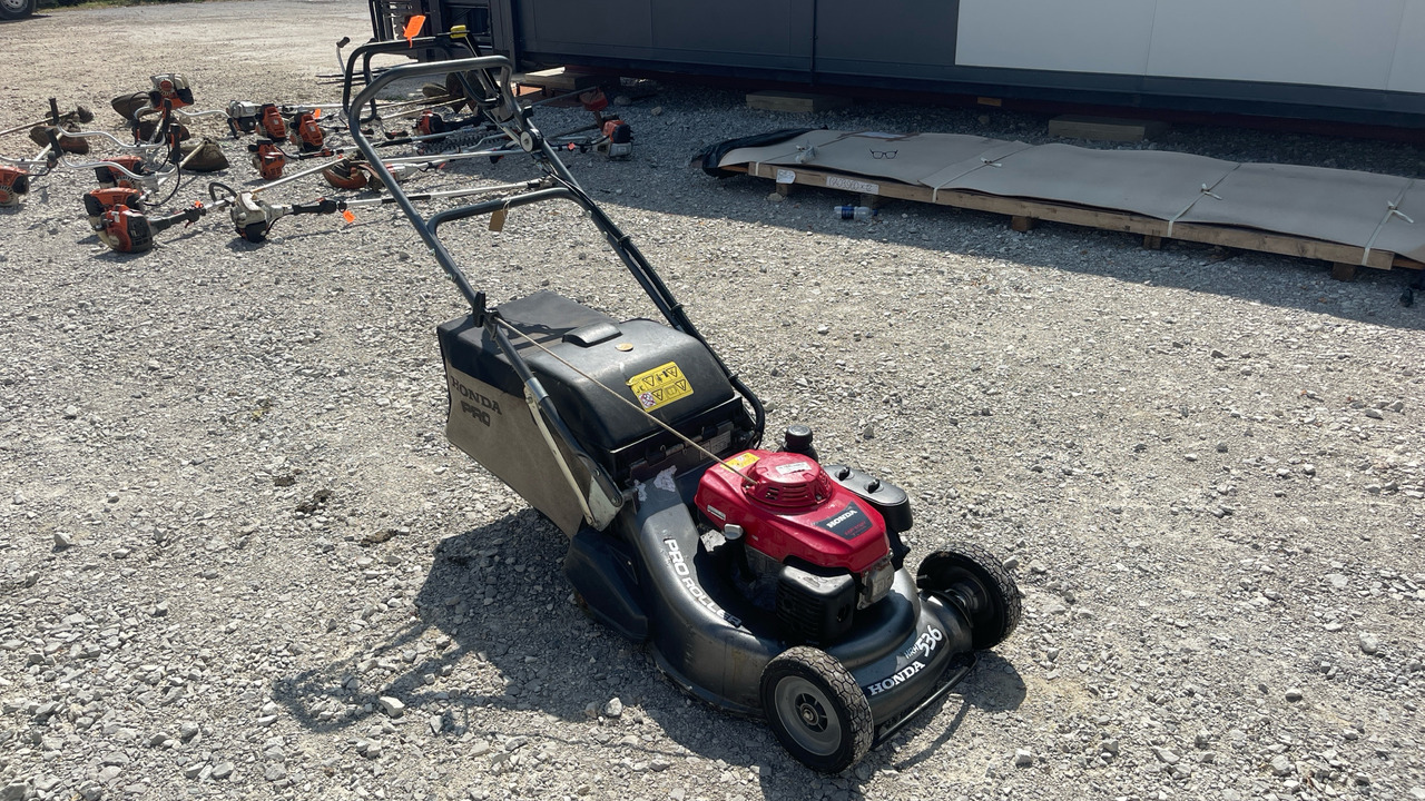 HONDA - Construction equipment: picture 1 HONDA - Construction equipment: picture 1