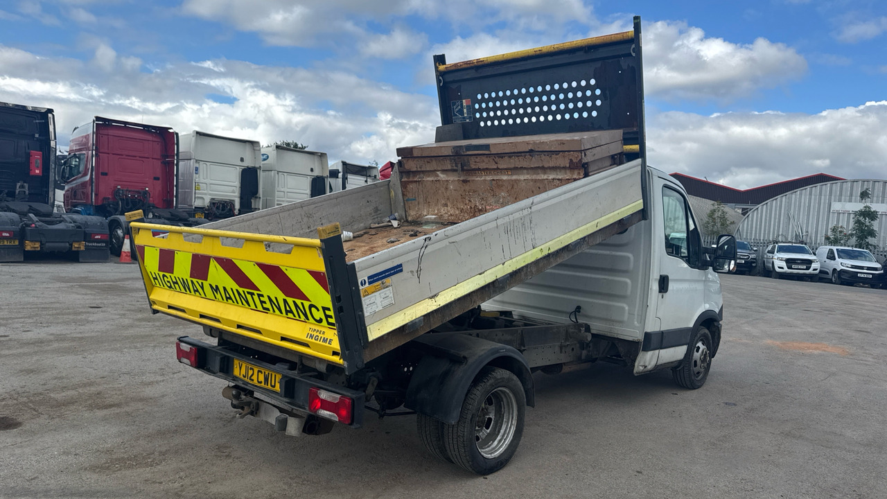 IVECO DAILY 35-150 - Tipper van: picture 4 IVECO DAILY 35-150 - Tipper van: picture 4