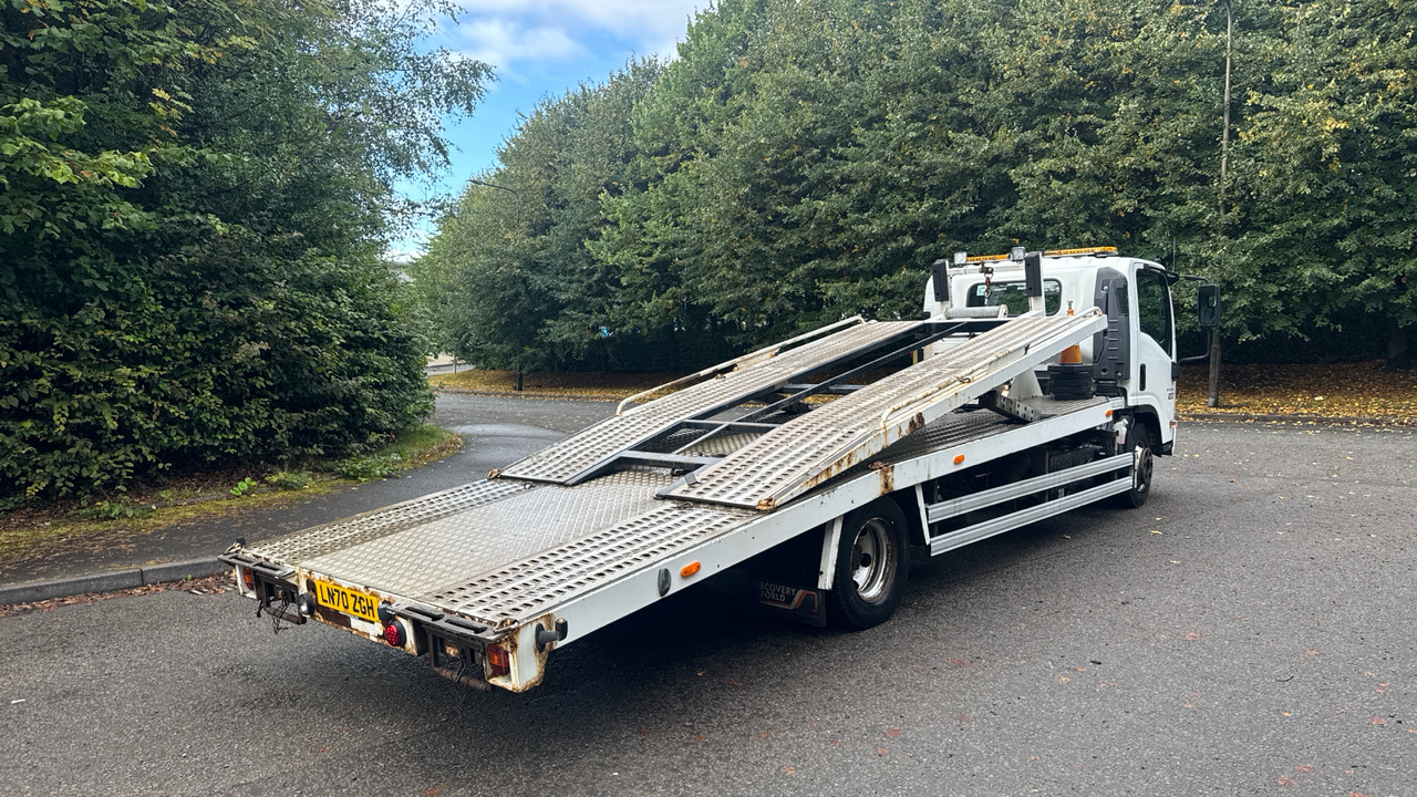 Isuzu N75 190 - Autotransporter truck: picture 4 Isuzu N75 190 - Autotransporter truck: picture 4