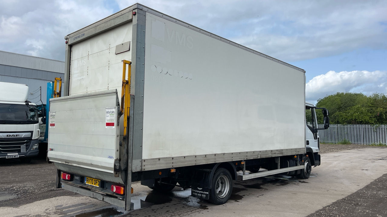 Iveco Eurocargo 75-160 - Box truck: picture 4 Iveco Eurocargo 75-160 - Box truck: picture 4