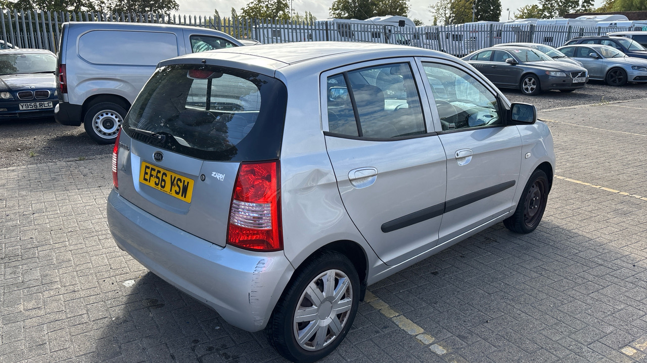 KIA PICANTO 1.0 ZAPP - Hatchback: picture 4 KIA PICANTO 1.0 ZAPP - Hatchback: picture 4