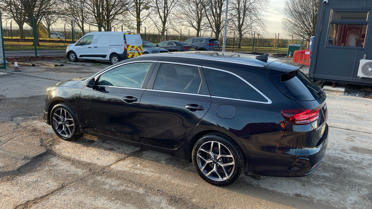 Kia Ceed 3 1.5 GDI ISG - Station wagon: picture 3 Kia Ceed 3 1.5 GDI ISG - Station wagon: picture 3