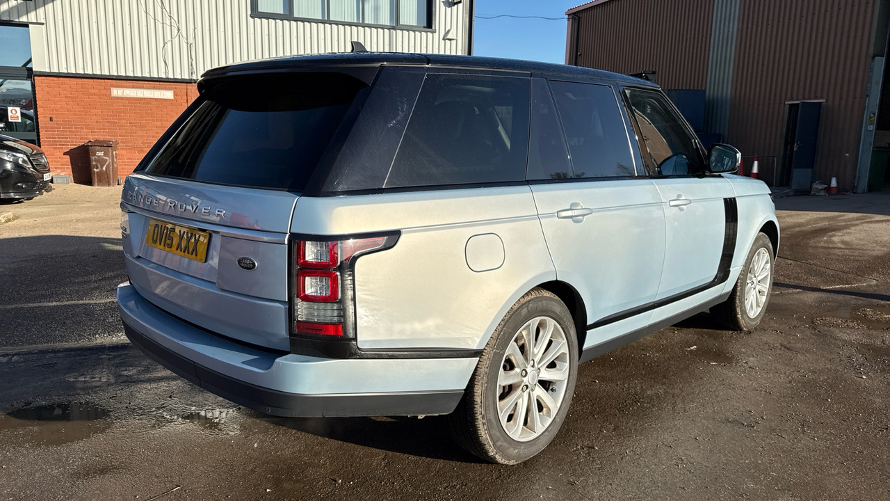 Land Rover Range Rover 4.4 SD V8 Vogue - Station wagon: picture 4 Land Rover Range Rover 4.4 SD V8 Vogue - Station wagon: picture 4