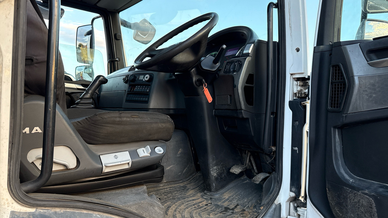 MAN TG-M 18.250 - Asphalt machine: picture 5 MAN TG-M 18.250 - Asphalt machine: picture 5