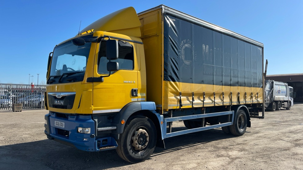 MAN TGM 18.250 EURO 6 - Curtainsider truck: picture 2 MAN TGM 18.250 EURO 6 - Curtainsider truck: picture 2