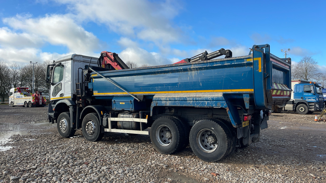 MERCEDES-BENZ AROCS - Tipper, Crane truck: picture 3 MERCEDES-BENZ AROCS - Tipper, Crane truck: picture 3