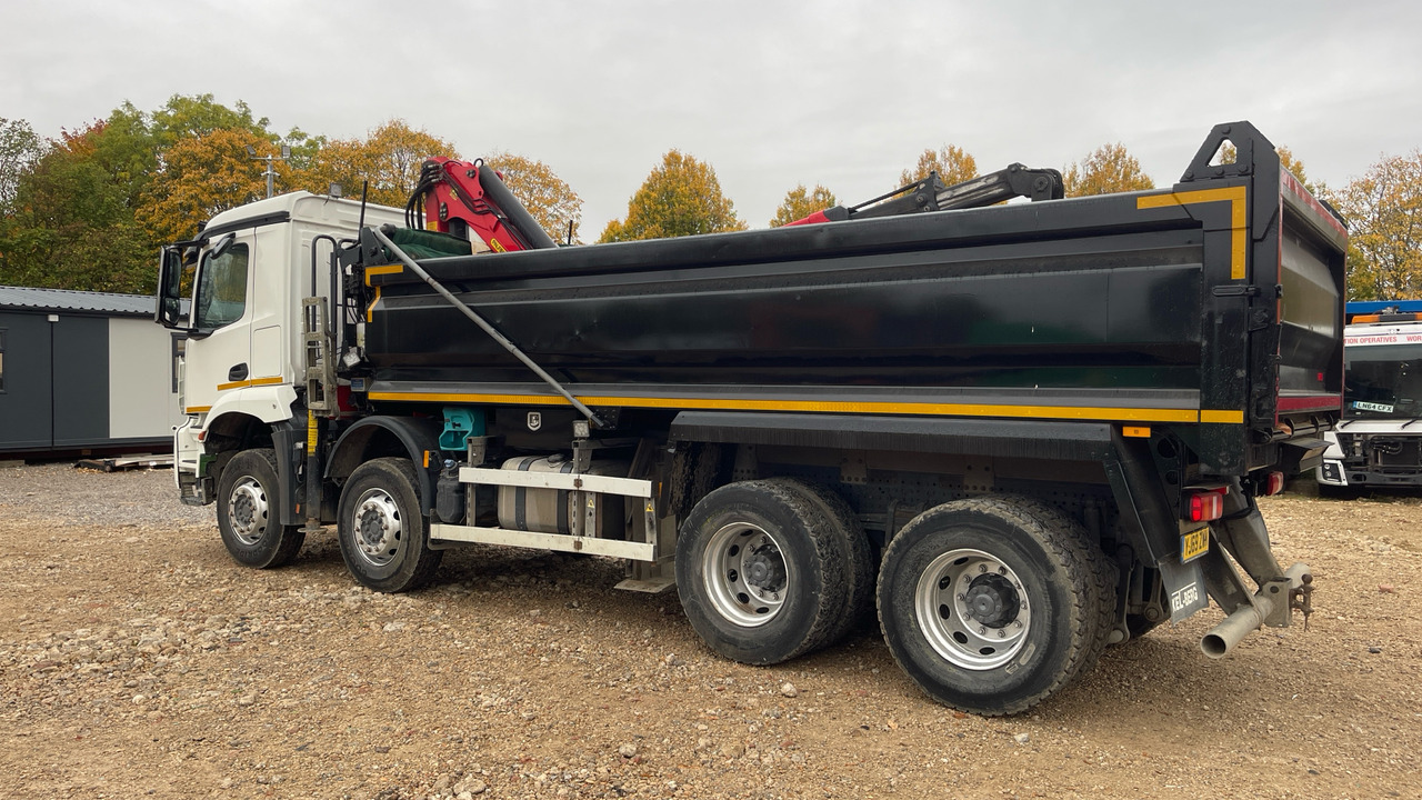 MERCEDES-BENZ AROCS - Tipper, Crane truck: picture 3 MERCEDES-BENZ AROCS - Tipper, Crane truck: picture 3