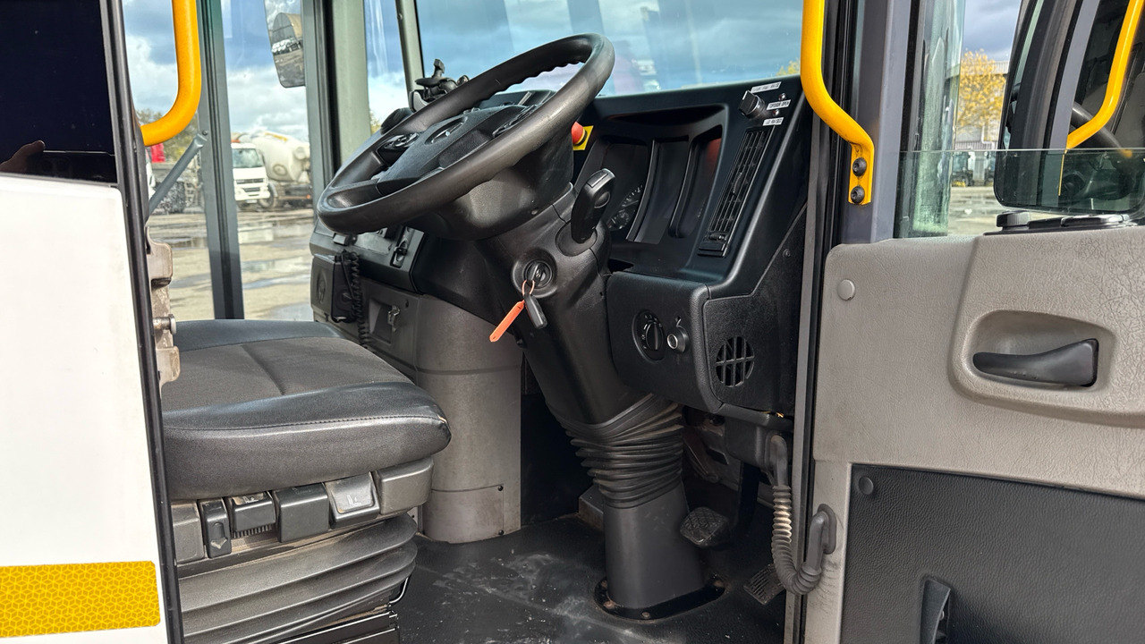MERCEDES-BENZ ECONIC 2630 - Garbage truck: picture 5 MERCEDES-BENZ ECONIC 2630 - Garbage truck: picture 5