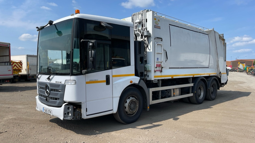 MERCEDES-BENZ ECONIC 2630 - Garbage truck: picture 2 MERCEDES-BENZ ECONIC 2630 - Garbage truck: picture 2