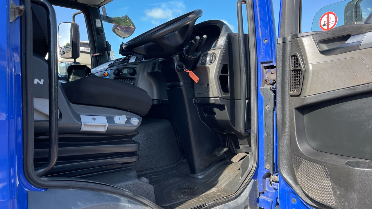 Man TGM 18.250 - Dropside/ Flatbed truck, Crane truck: picture 5 Man TGM 18.250 - Dropside/ Flatbed truck, Crane truck: picture 5