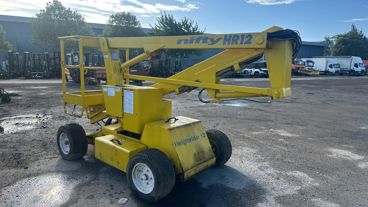 NIFTY LIFT HR12 NDE - Truck mounted aerial platform: picture 4 NIFTY LIFT HR12 NDE - Truck mounted aerial platform: picture 4