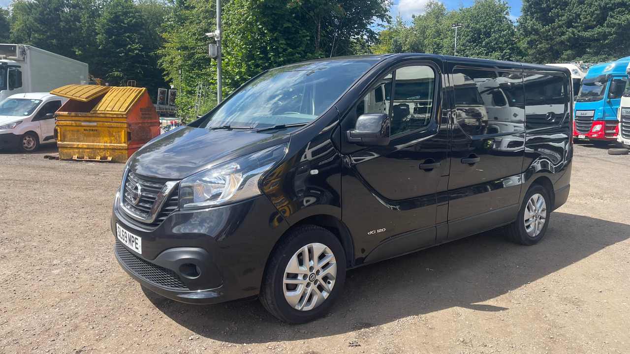 NISSAN NV 300 TEKNA 1.6 DCI 120PS - Small van: picture 2 NISSAN NV 300 TEKNA 1.6 DCI 120PS - Small van: picture 2