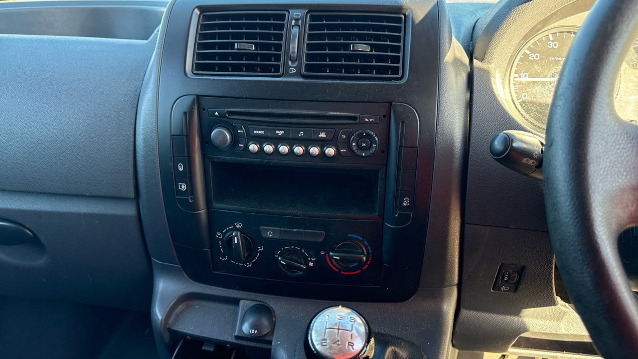 Small van PEUGEOT EXPERT 1000 1.6 HDI 90PS: picture 7