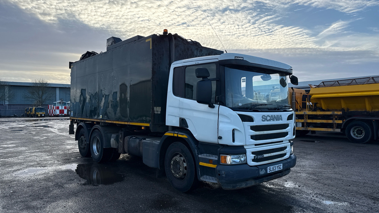 SCANIA P 280 - Garbage truck: picture 1 SCANIA P 280 - Garbage truck: picture 1