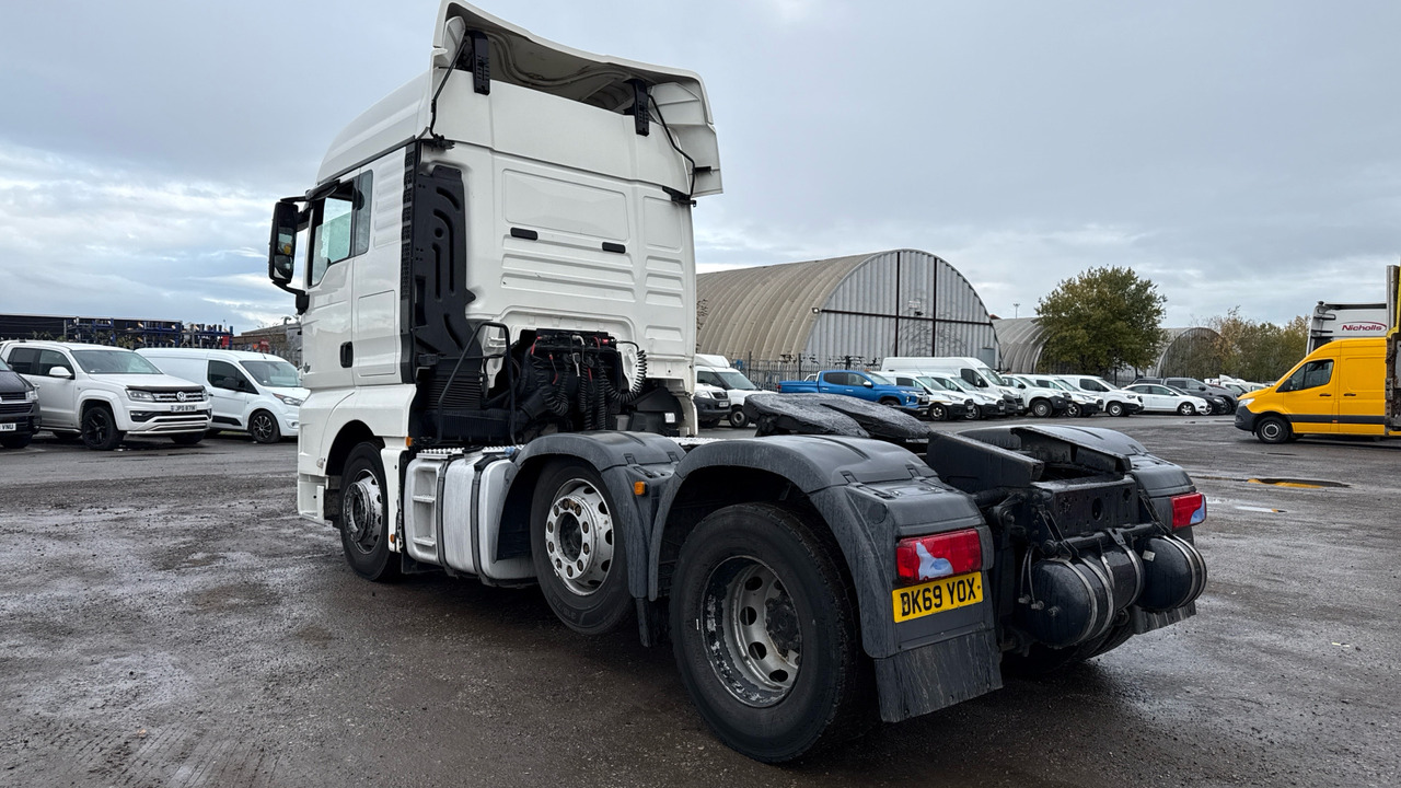 MAN TGX 26.460 - Tractor unit: picture 3 MAN TGX 26.460 - Tractor unit: picture 3
