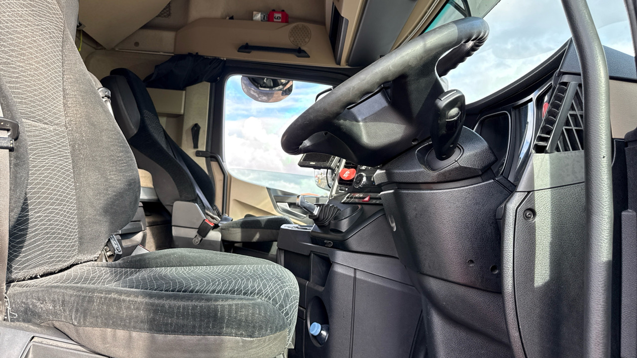 MERCEDES-BENZ ACTROS 2445 - Tractor unit: picture 5 MERCEDES-BENZ ACTROS 2445 - Tractor unit: picture 5