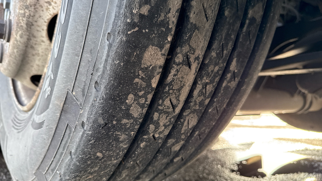 Tractor unit MERCEDES-BENZ AROCS: picture 20