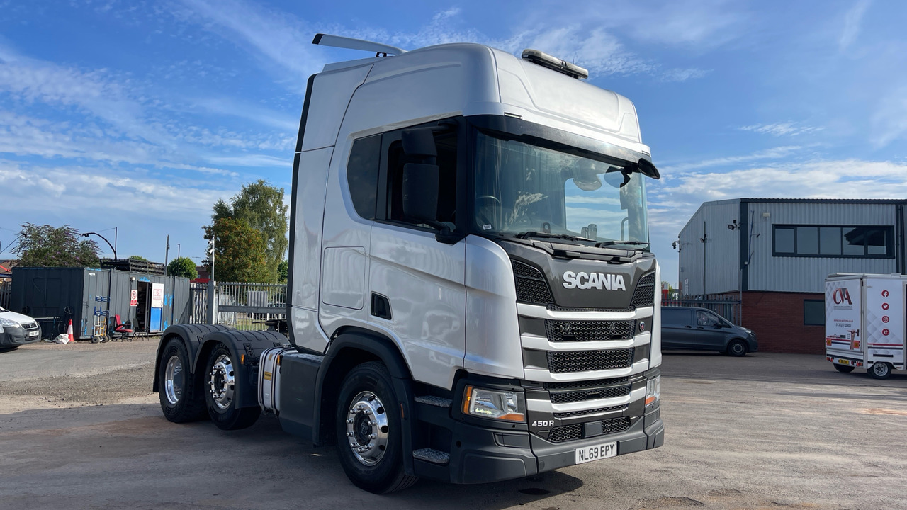 SCANIA R 450 - Tractor unit: picture 1 SCANIA R 450 - Tractor unit: picture 1