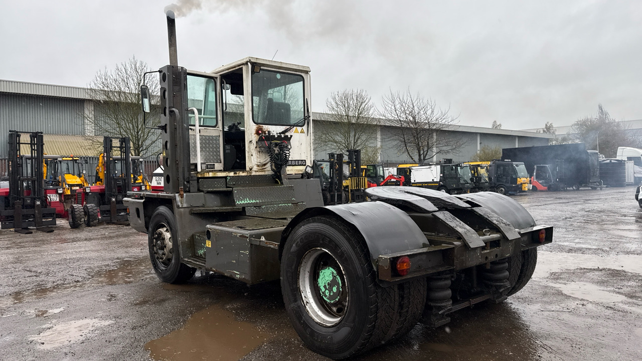 TERBERG YT180 - Tractor unit: picture 3 TERBERG YT180 - Tractor unit: picture 3