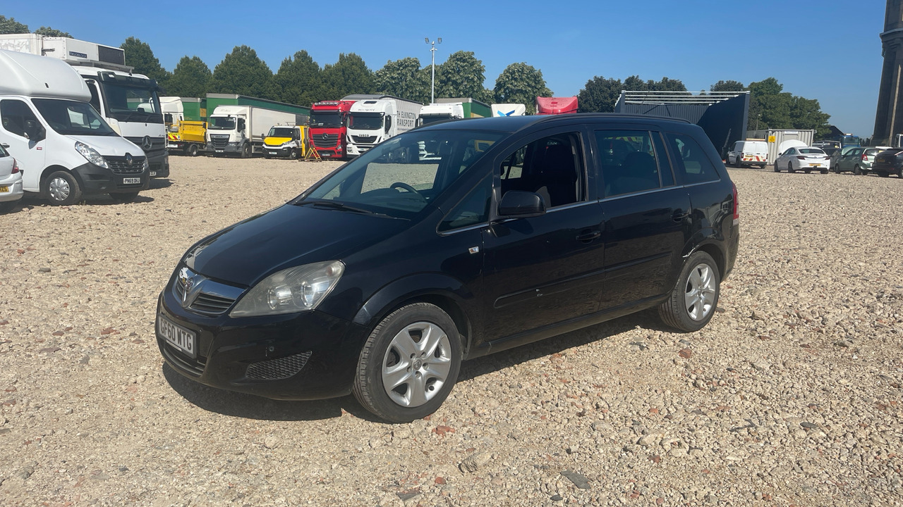 VAUXHALL ZAFIRA 1.7 CDTI - Car: picture 2 VAUXHALL ZAFIRA 1.7 CDTI - Car: picture 2