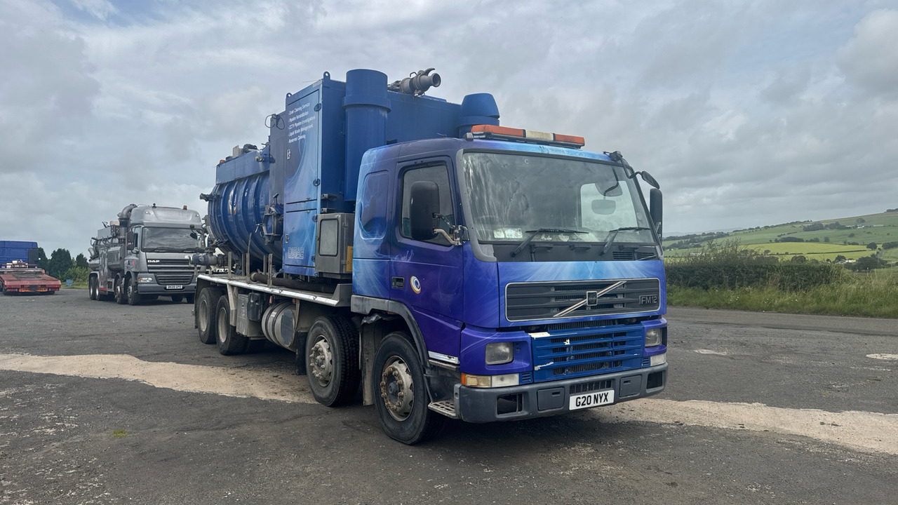 VOLVO FM12 - Vacuum truck: picture 1 VOLVO FM12 - Vacuum truck: picture 1