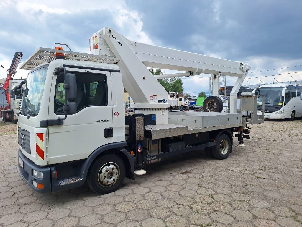 MAN podnośnik koszowy Wumag WT 300 - Telescopic boom: picture 1 MAN podnośnik koszowy Wumag WT 300 - Telescopic boom: picture 1